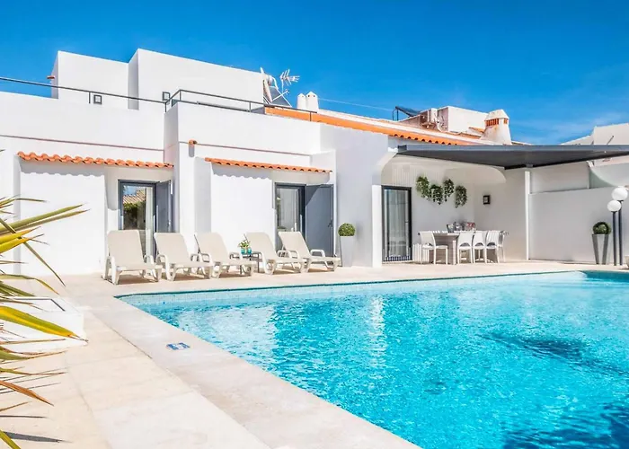 Catarino Αλμπουφέιρα