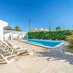 Catarino Villa *