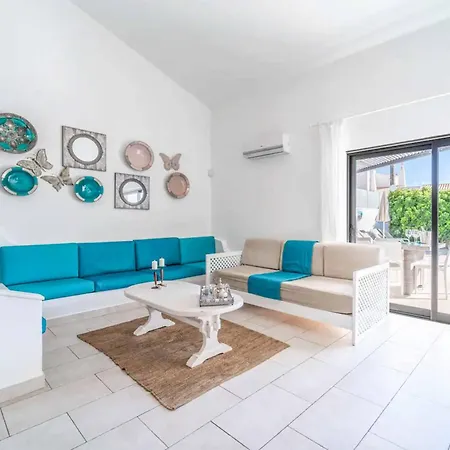 Catarino Вілла *